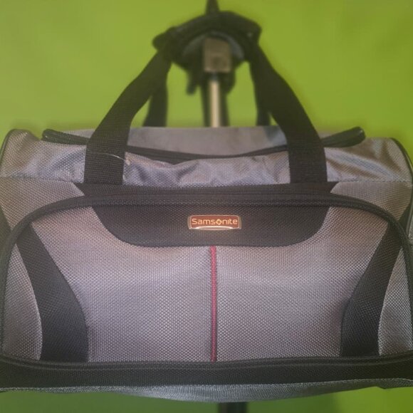 Samsonite Lite Air Travel Duffel Bag – Gray/Black – New Without Tags - Picture 7 of 9